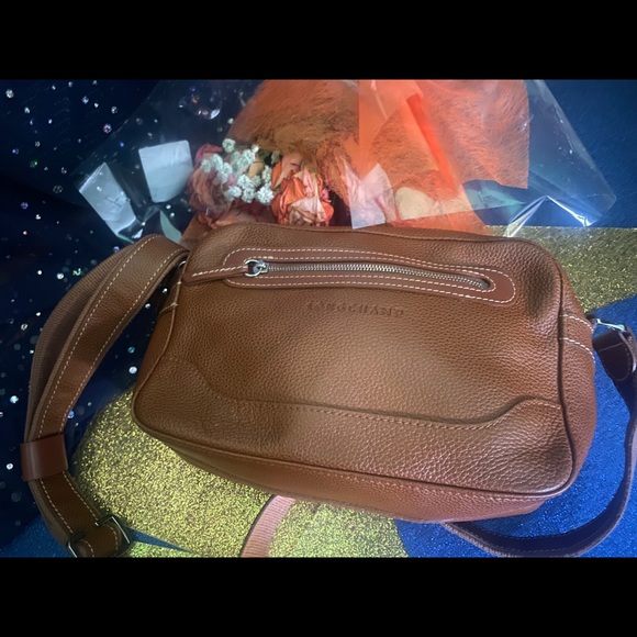 LONGCHAMP LEATHER BRITISH TAN CAMERA STYLE CROSSBODY Bag GORG LUX CLASSIC Sm EUC - Picture 9 of 16